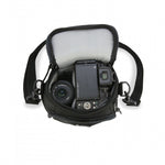 Cámara y objetivo en el bolso para cámara Vanguard Vesta Start 14