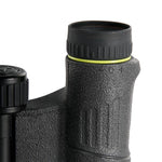 Ocular de los prismáticos de bolsillo Vanguard Orros 8250