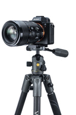 Cámara en trípode de viaje Vanguard Veo 2X 235CBP