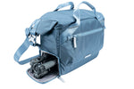 Trípode en interior del bolso azul Vanguard Veo Flex 35M BL