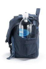 Botella en la bolsa fotográfica azul Vanguard Veo Range 36M NV