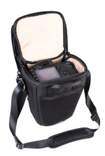 Bolsa para cámara Veo GO 15Z Bk,  con cámara dentro, vista en ángulo