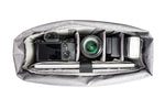 Cámara sin espejo y objetivos en el bolso azul Vanguard Veo Flex 35M BL