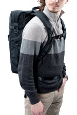 Arnés de la mochila negro en la espalda Vanguard Veo Select 49BK