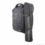 Funda de trípode en la mochila de foto Vanguard Alta Rise 45