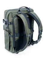 Posterior derecho de la mochila y bolsa verde Vanguard Veo Select 41GR