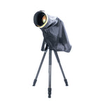 Trípode y cámara con protector de lluvia para cámara Vanguard Alta RCL