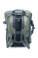 Posterior de la mochila y maletín verde Vanguard Veo Select 45M GR