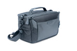 Frontal izquierdo de la mochila y maletín negro Vanguard Veo Select 45M BK