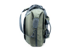 Lateral derecho de la mochila verde Vanguard Veo Select 41GR