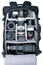 Configuración fotográfica total de la mochila y bolso negro Vanguard Veo Select 49BK